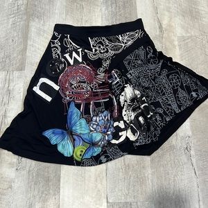 Gently used Desigual skirt size medium